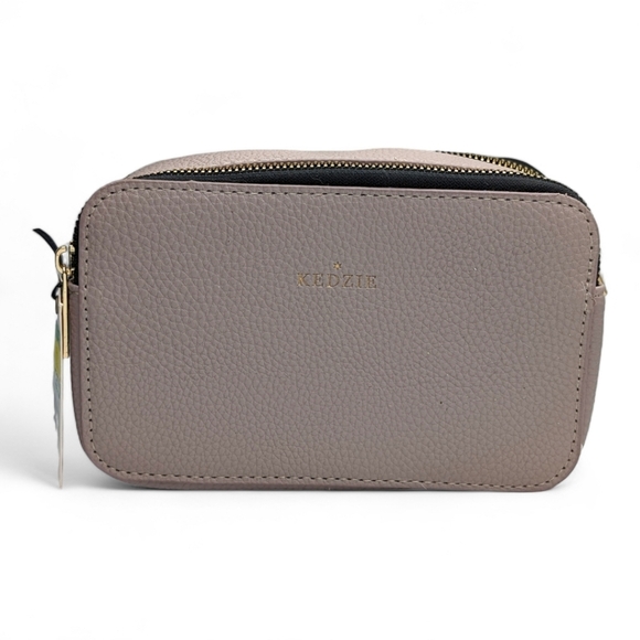 Kedzie | Modernist Vegan Leather Crossbody Bag - Picture 5 of 13